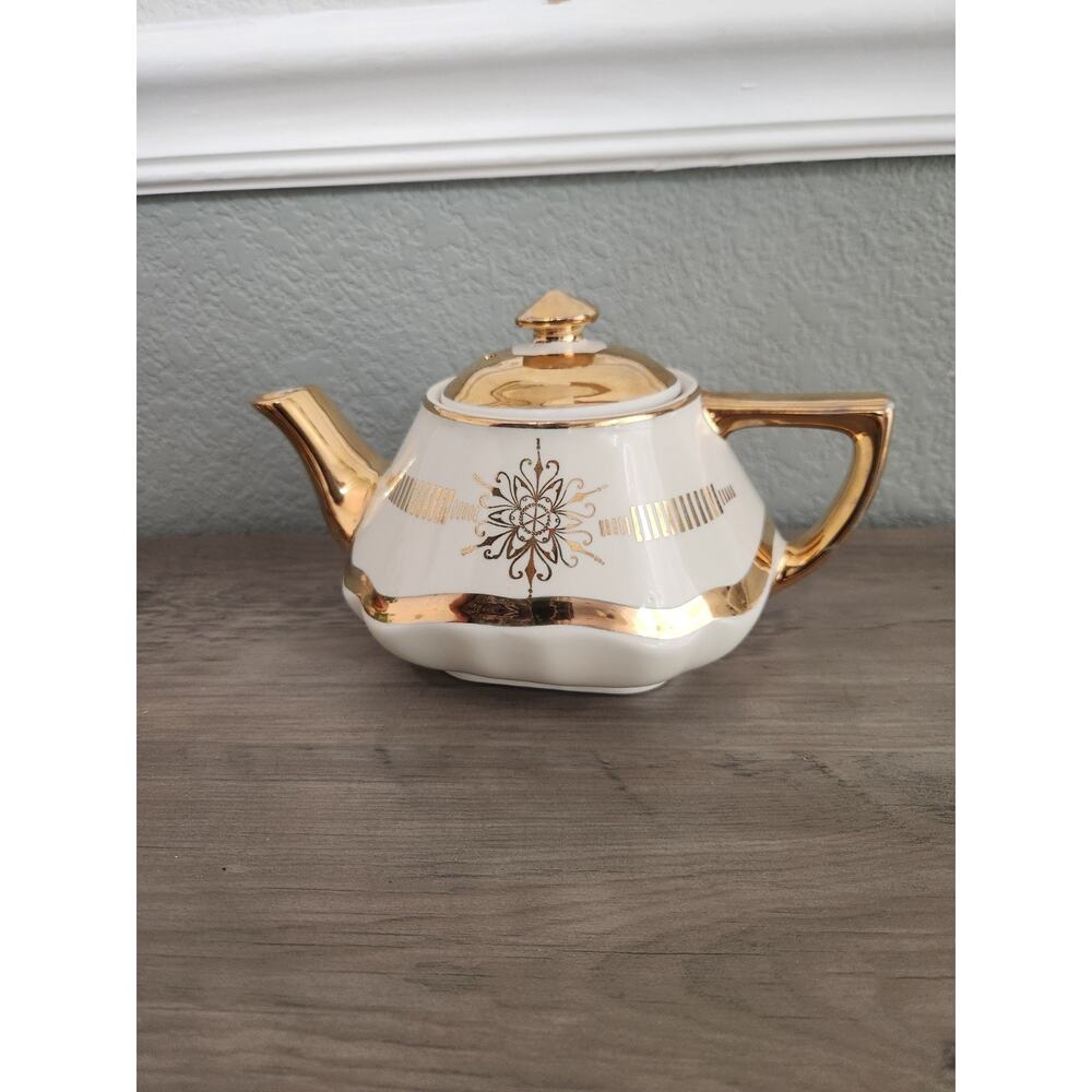 Vtg‎ Hall USA "Baltimore " Square Shape Cream Gold 6-cup Teapot 0178 MCM Retro